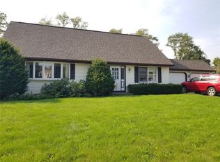 59 Coventry Rd, Endicott, NY 13760