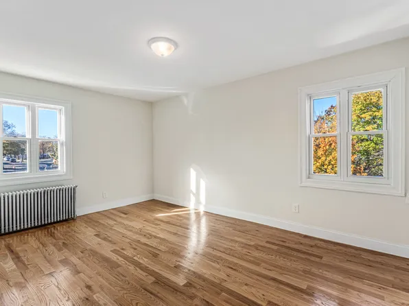 61-12 Main Street image 9 of 31