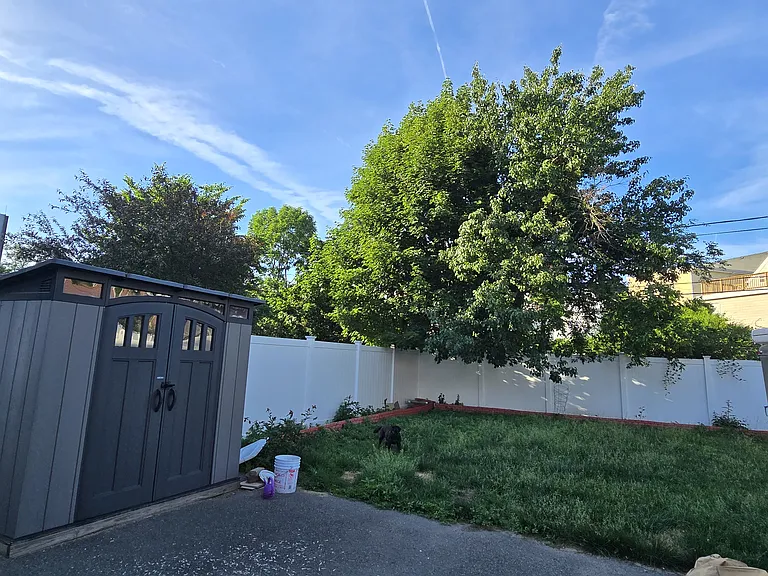 39 Clark St — Photo 14
