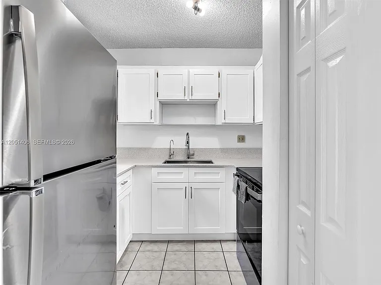 13500 NE 3rd Ct #121 — Photo 9