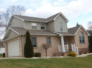 1106 Elliott St, Jeannette, PA 15644