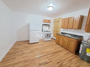 1061 Bergen St #1A, Newark, NJ 07112