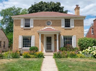2439 N 81st STREET, Wauwatosa, WI 53213
