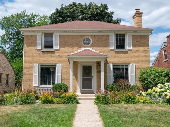2439 N 81st STREET, Wauwatosa, WI 53213