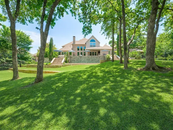 304 Overlook Dr, Colleyville, TX 76034
