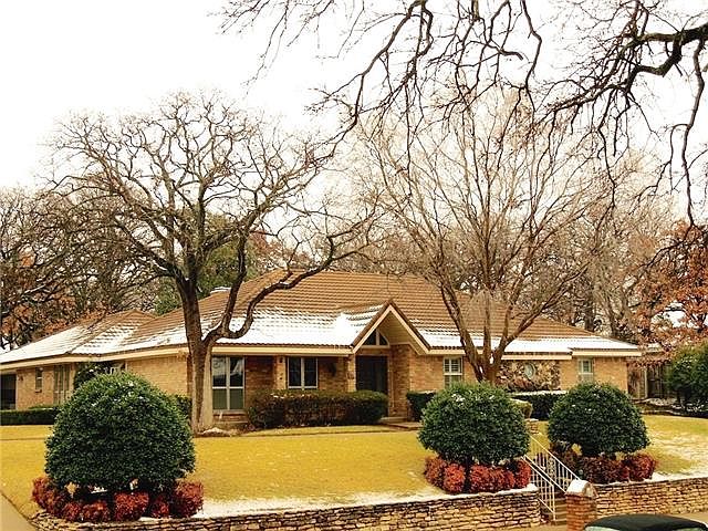 1st image of 1809 Wellington Ct
