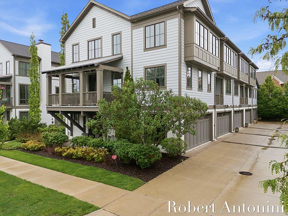 5th image of 706 Croswell Ave SE #10