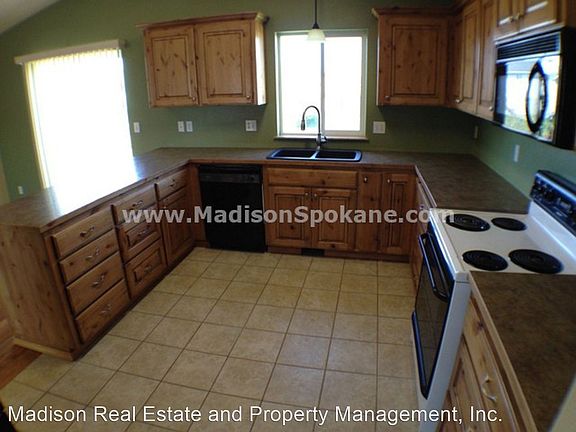 4th image of 425 E Norma Lee Ave