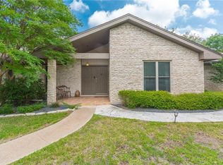 4902 Travis Country Cir, Austin, TX 78735