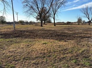 23062 Race Track Rd, Spiro, OK 74959