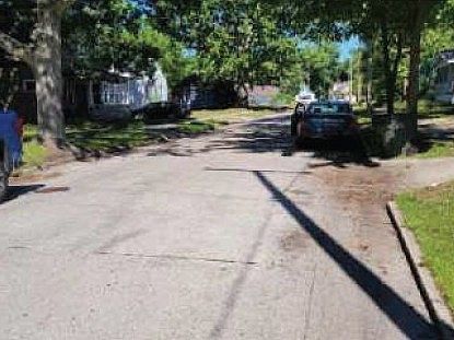 5th image of 696 Hill Ave