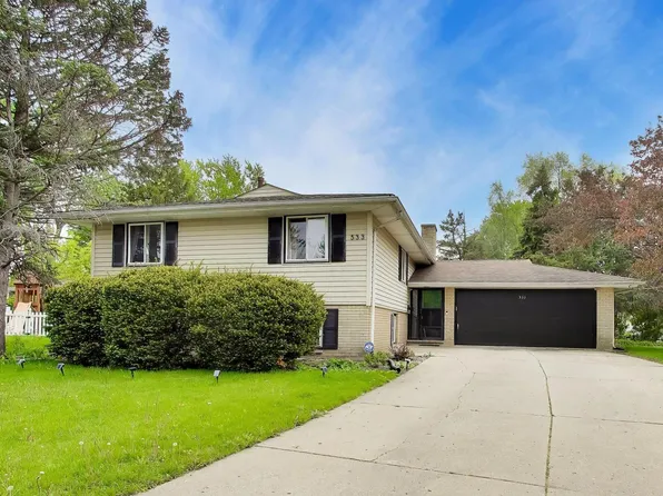 533 Carr Ct, Schaumburg, IL 60193