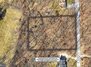 239 Group Mill Rd, New Oxford, PA 17350