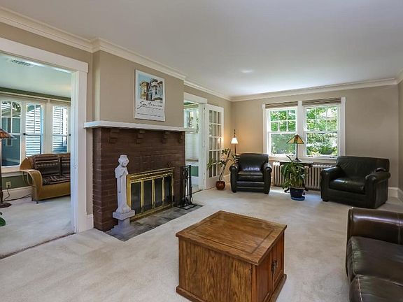 2nd image of 2171 Sargent Ave