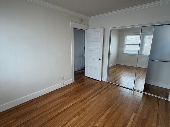 2nd image of 207 Mira Mar Ave APT A