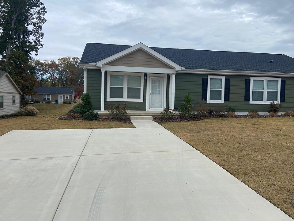 1st image of 707 Caswick Ct NW