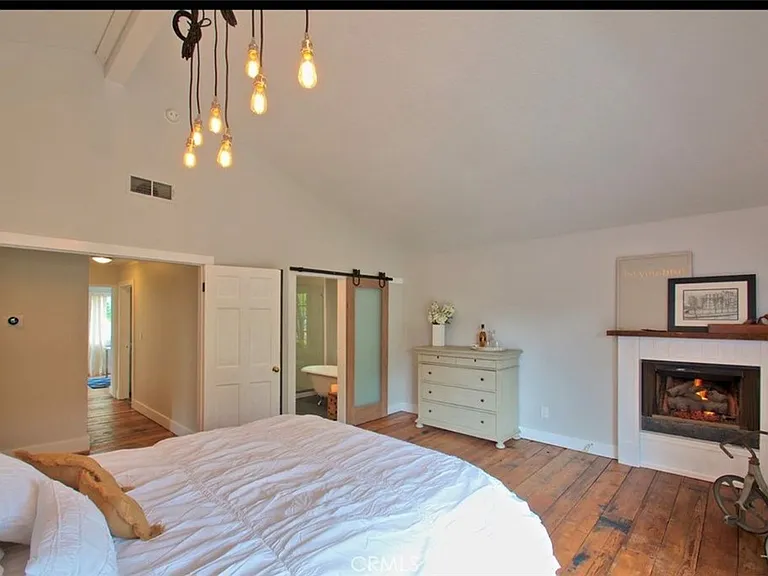 4250 Canoga Ave — Photo 9