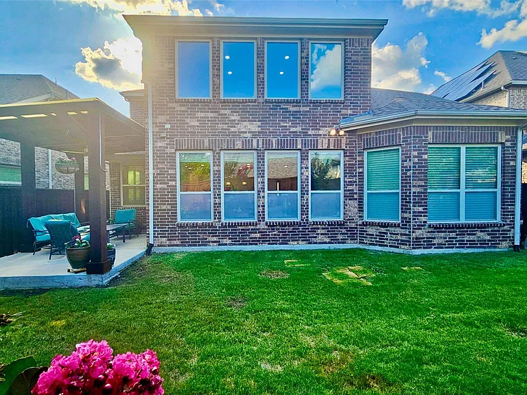 7324 Clementine Dr — Photo 40