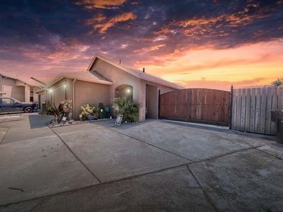 5471 Greenoaks Dr, Riverbank, CA, 95367