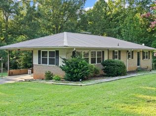 276 Jugtown Rd, Seagrove, NC 27341
