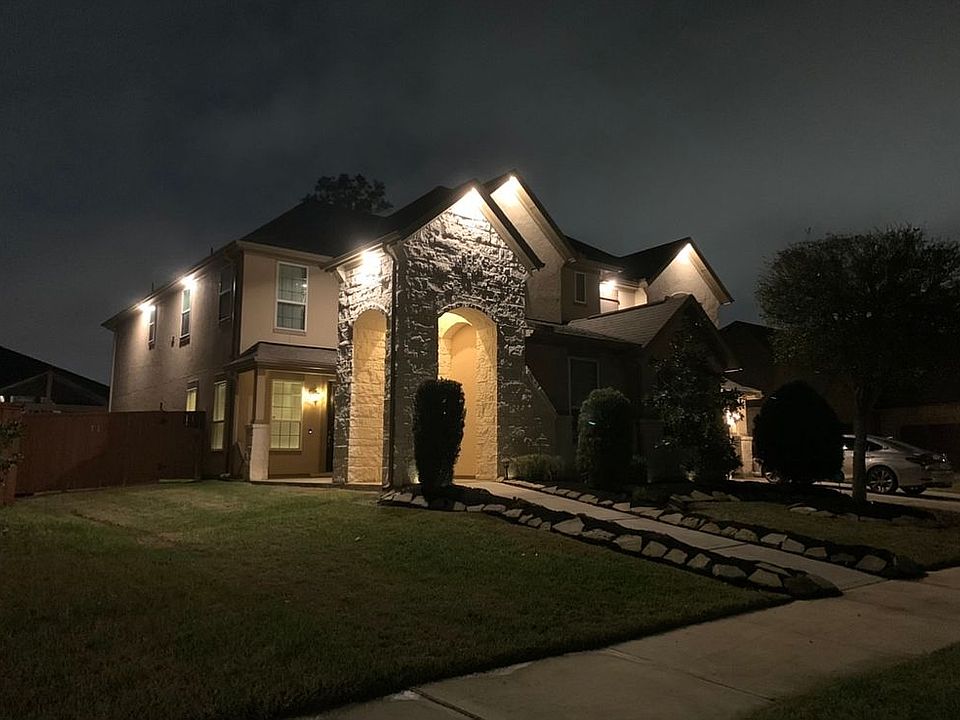1st image of 17117 Spirit Lake Ln