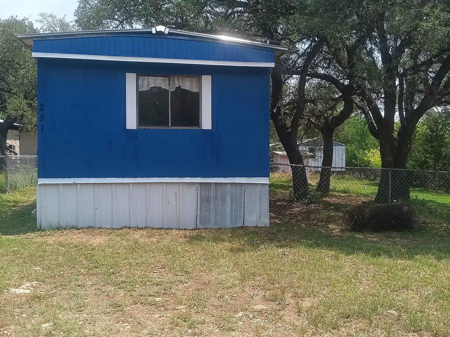 2 bed, 938 sqft, $1,050 — Photo 1