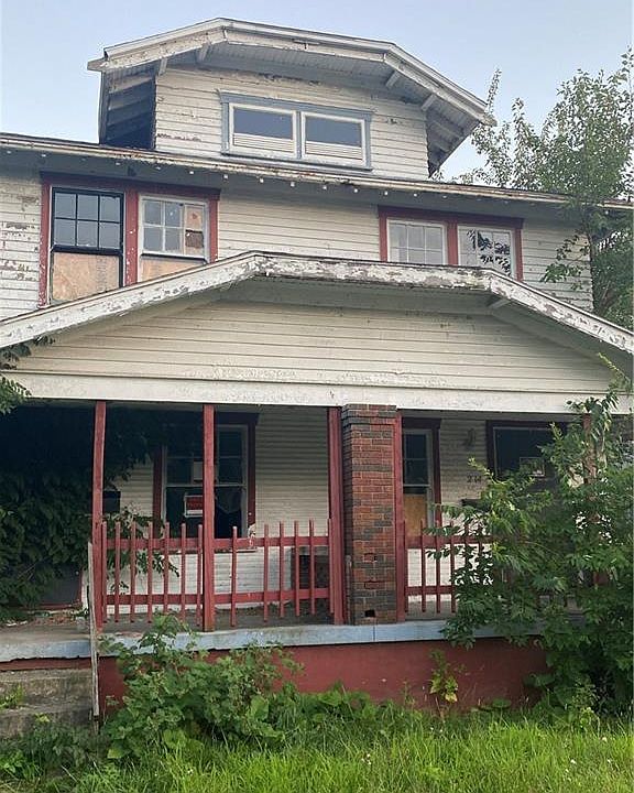 1st image of 212 Fountain Ave