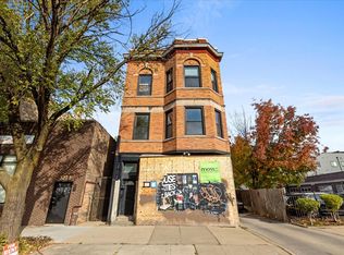 3268 W Fullerton Ave #2, Chicago, IL 60647