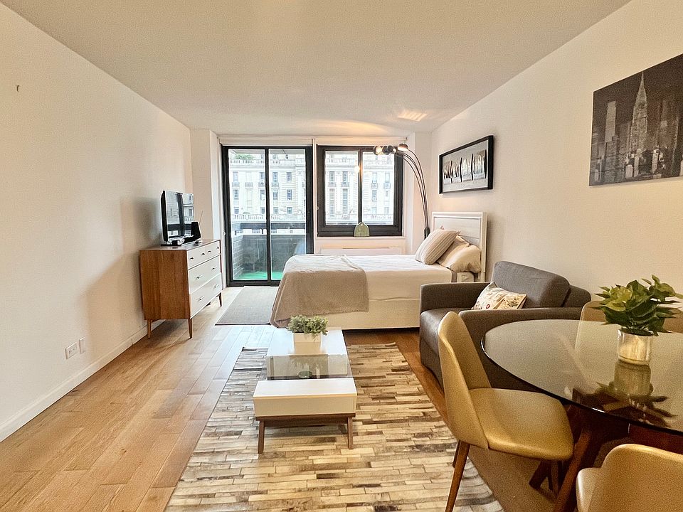 1st image of 347 W 57th St #18EE