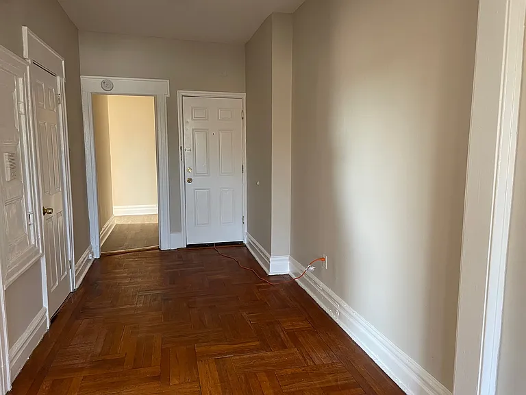 23 Harvard St #12 — Photo 6