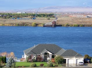 140 Ridgeview Dr, Pasco, WA 99301