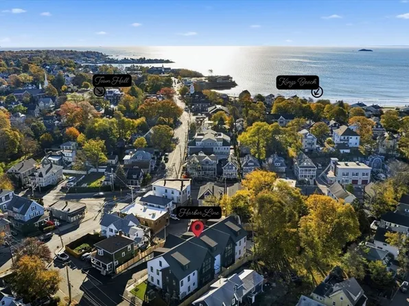 11 Boynton St #103, Swampscott, MA 01907