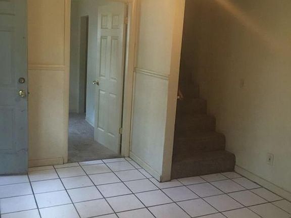 2nd image of 1354 W 22nd St
