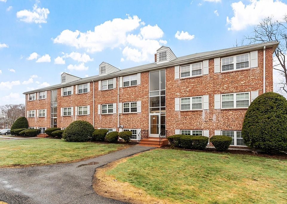 1st image of 80 Edgelawn Ave APT 6