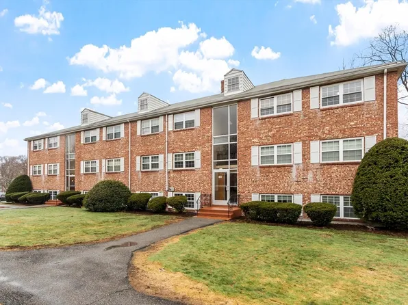 80 Edgelawn Ave APT 6, North Andover, MA 01845