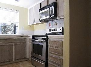 4th image of 1147 Whittlers Pl