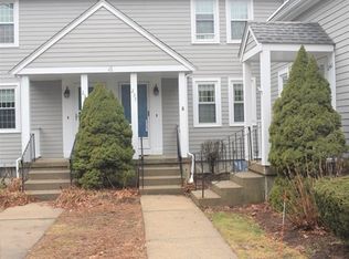 237 Twin Lakes Dr, Halifax, MA 02338