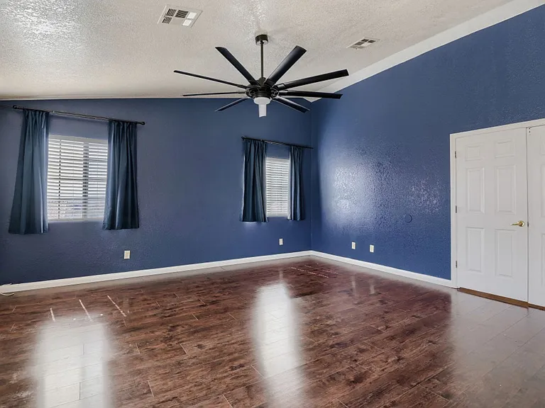 912 Portulaca Ct — Photo 17