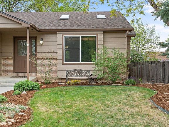 3rd image of 1071 Centennial Dr