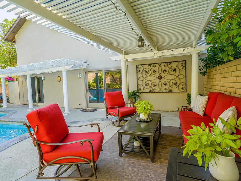 30 Almond Tree Ln — Photo 4