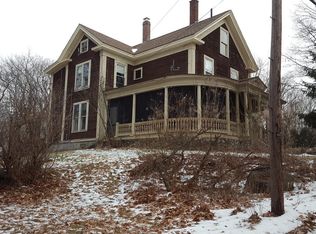 142 High St, Athol, MA 01331