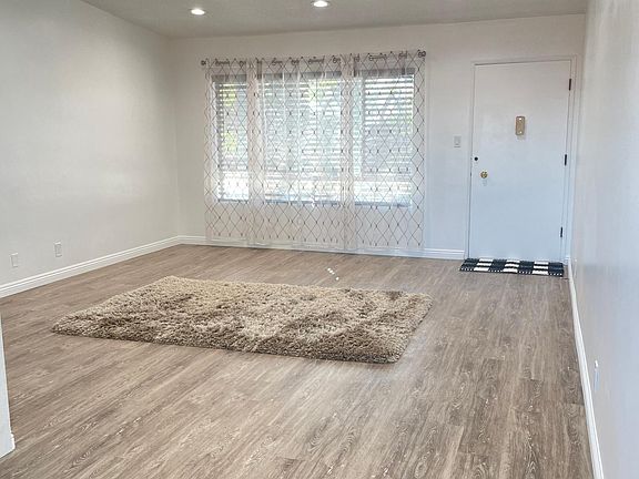 3rd image of 5550 Denny Ave APT 204