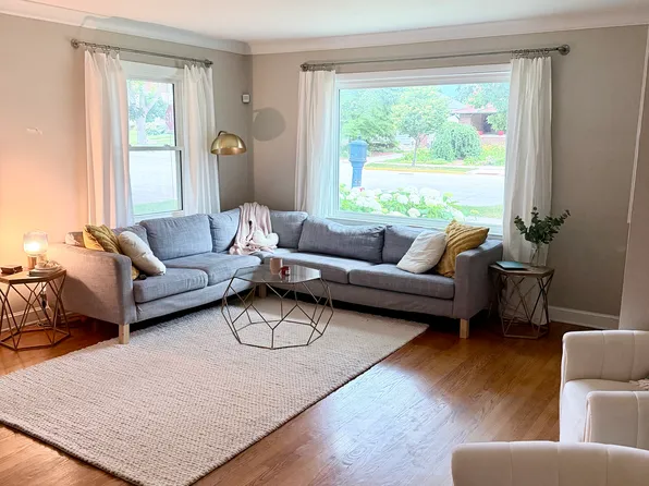 5031 W Wells St, Milwaukee, WI 53208