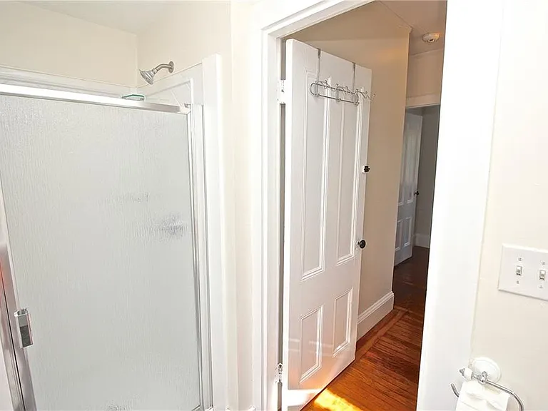700 Thames St — Photo 42