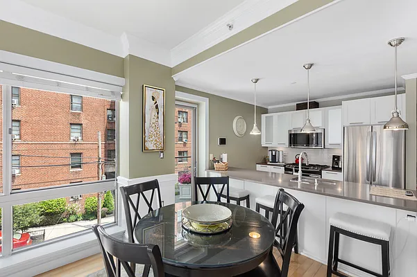 Sold by Compass | media 4