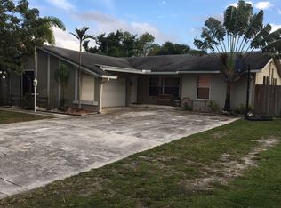 5440 NW 77th Ct, Pompano Beach, FL 33073