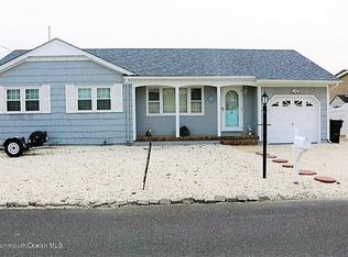 313 Cutter Ln, Mantoloking, NJ 08738