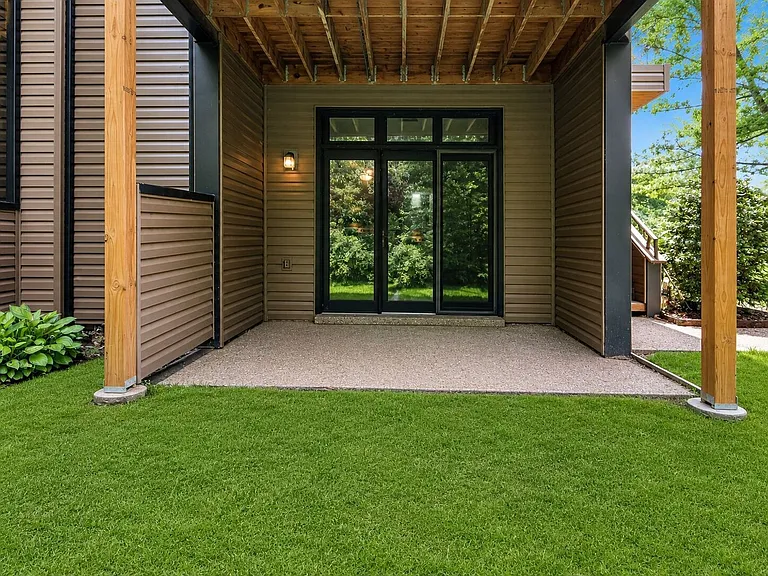 13831 Amiot Dr #A — Photo 10