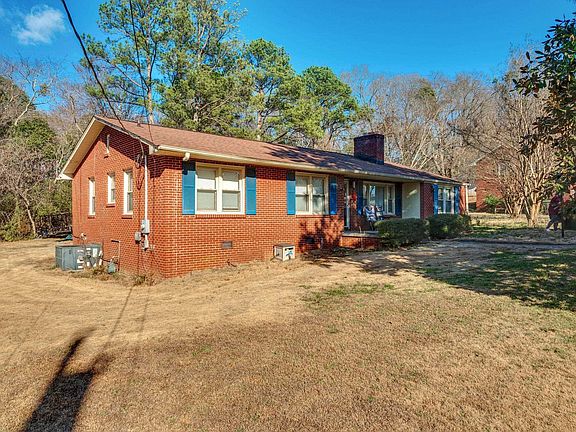 2nd image of 211 Catawba St