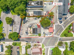 100/102 S Merritt Mill Rd, Chapel Hill, NC 27516